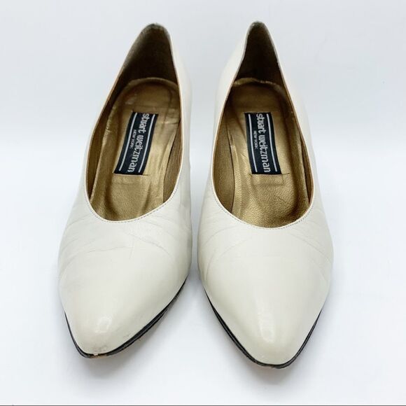 Stuart Weitzman Vintage Ivory Pointed Toe Pump w/Gold Metal Stiletto Heel 7.5 - Picture 4 of 16